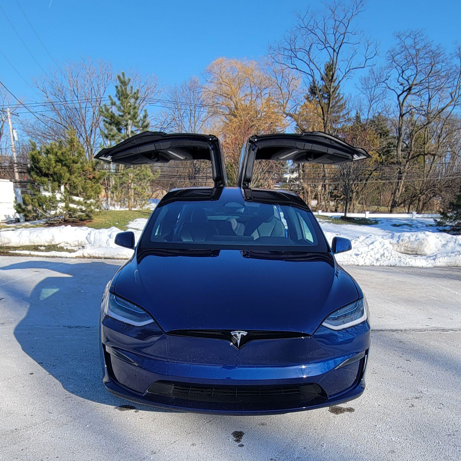 Tesla Model X 2022 in Cleveland, OH