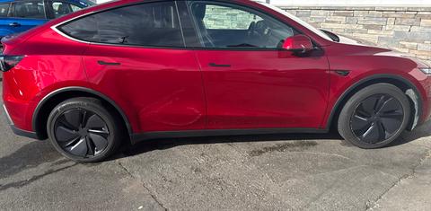 Tesla Model Y 2026