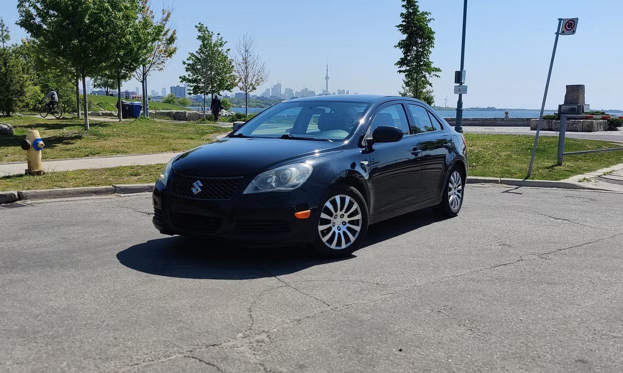 Suzuki Kizashi 2011 in Toronto, ON