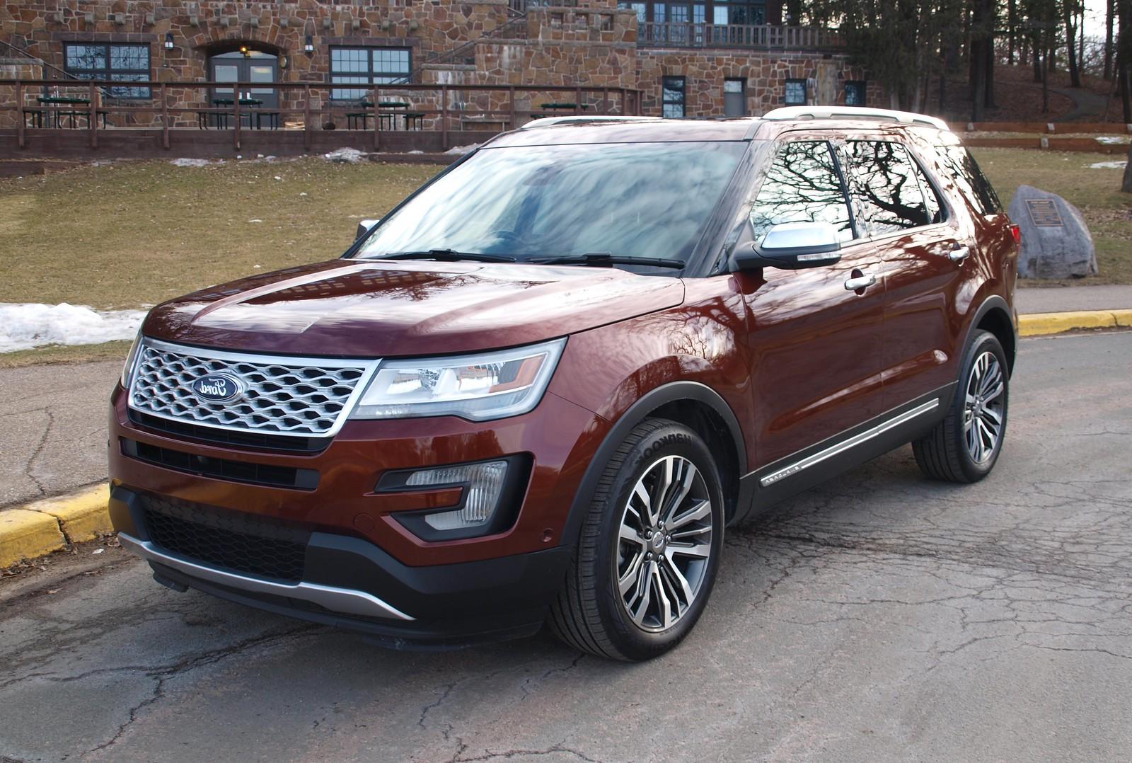 Ford Explorer 2016 in St. John's, NL