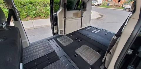 Dodge Grand Caravan 2012