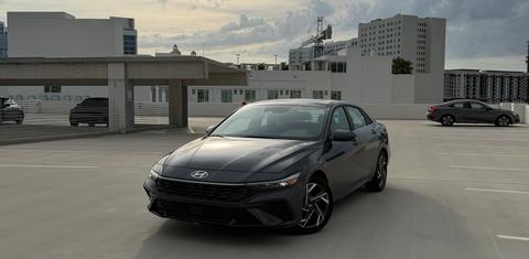 Hyundai Elantra 2025