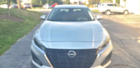 Nissan Altima 2023