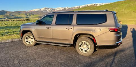 Jeep Wagoneer L 2024