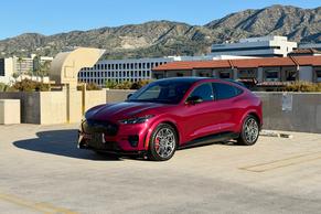 Ford Mustang Mach-E 2025 in Glendale