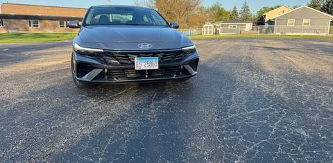 Hyundai Elantra 2025