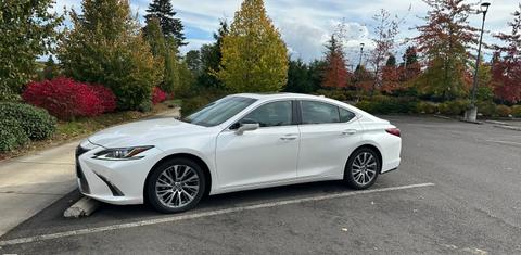 Lexus ES 2019