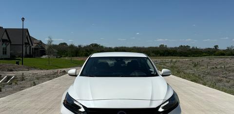Nissan Altima 2023