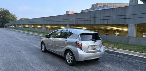 Toyota Prius c 2014