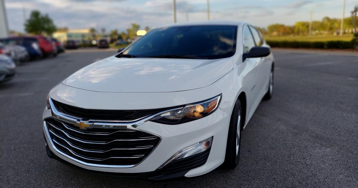 Chevrolet Malibu 2023 rental in Daytona Beach, FL by Von E. Turo
