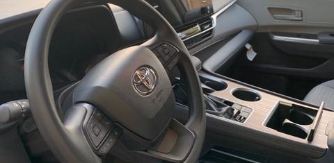 Toyota Sienna 2023