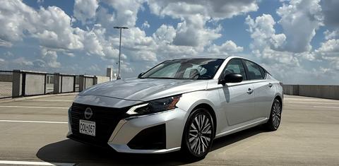 Nissan Altima 2024