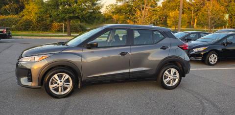 Nissan Kicks Play 2025