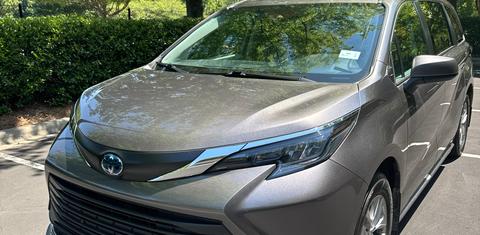 Toyota Sienna 2024