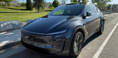 Tesla Model Y 2026