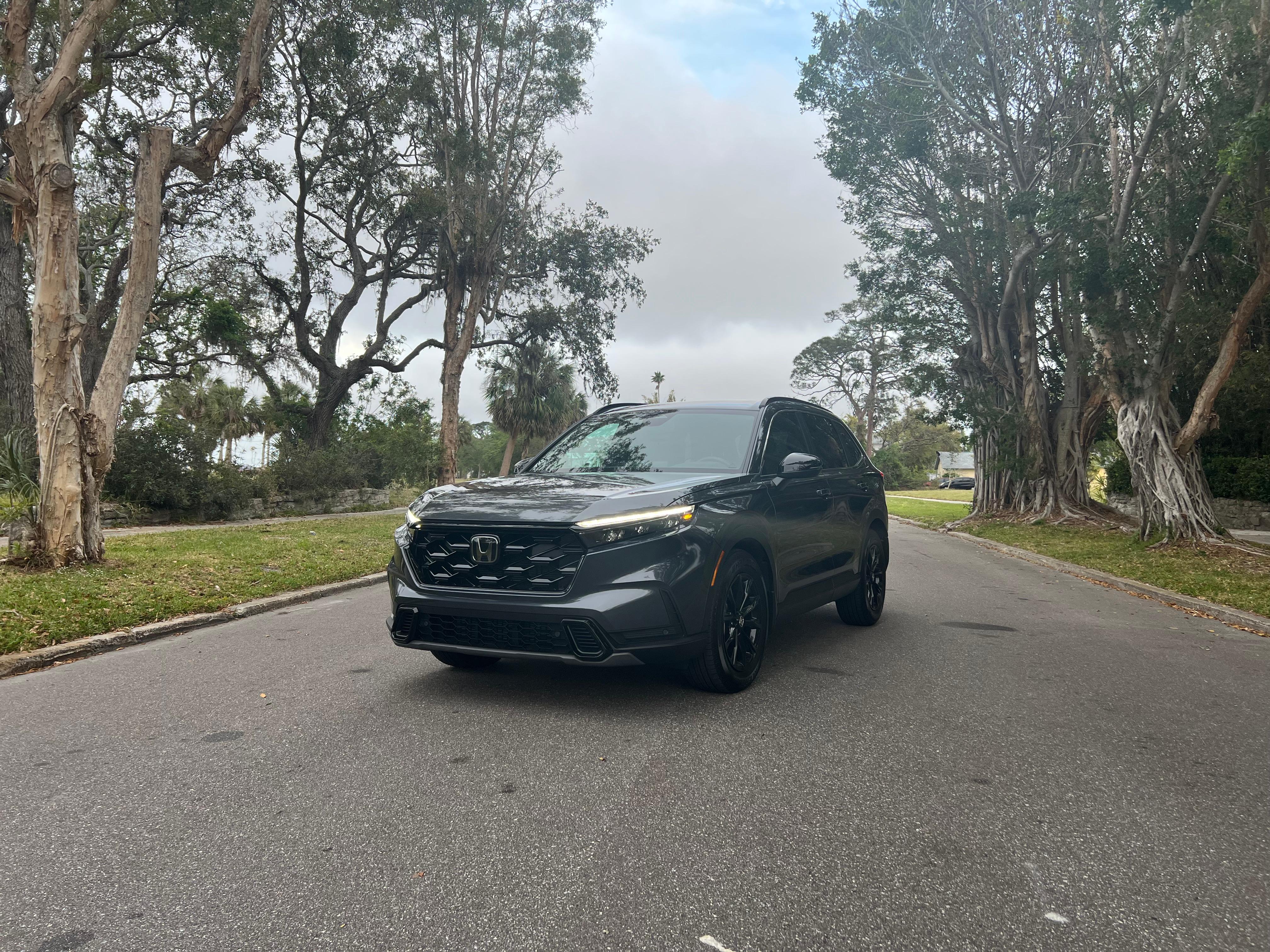 Honda CR-V Hybrid 2024 in Sarasota, FL
