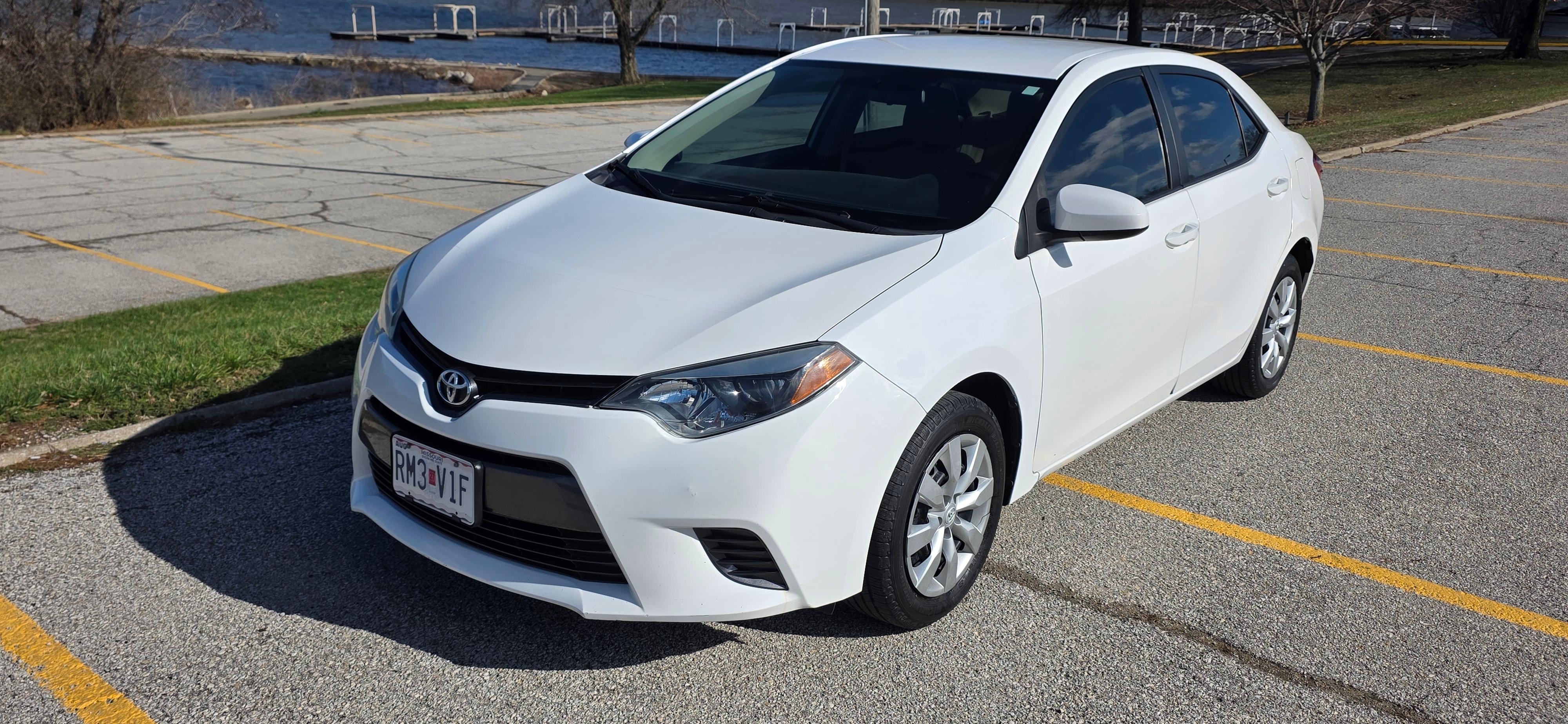 Toyota Corolla 2016 in Lee's Summit, MO