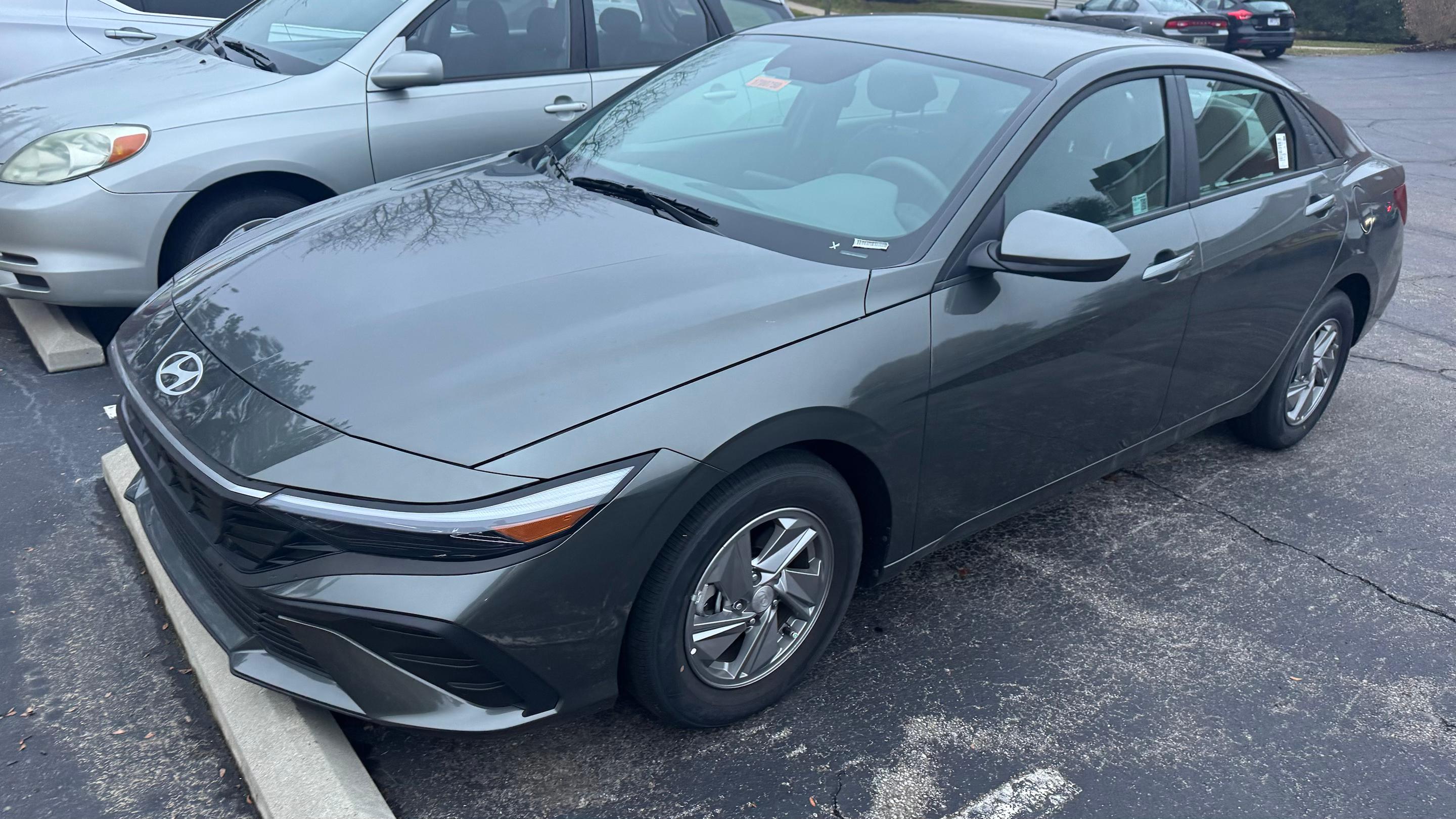 Hyundai Elantra 2025 in Loveland, OH