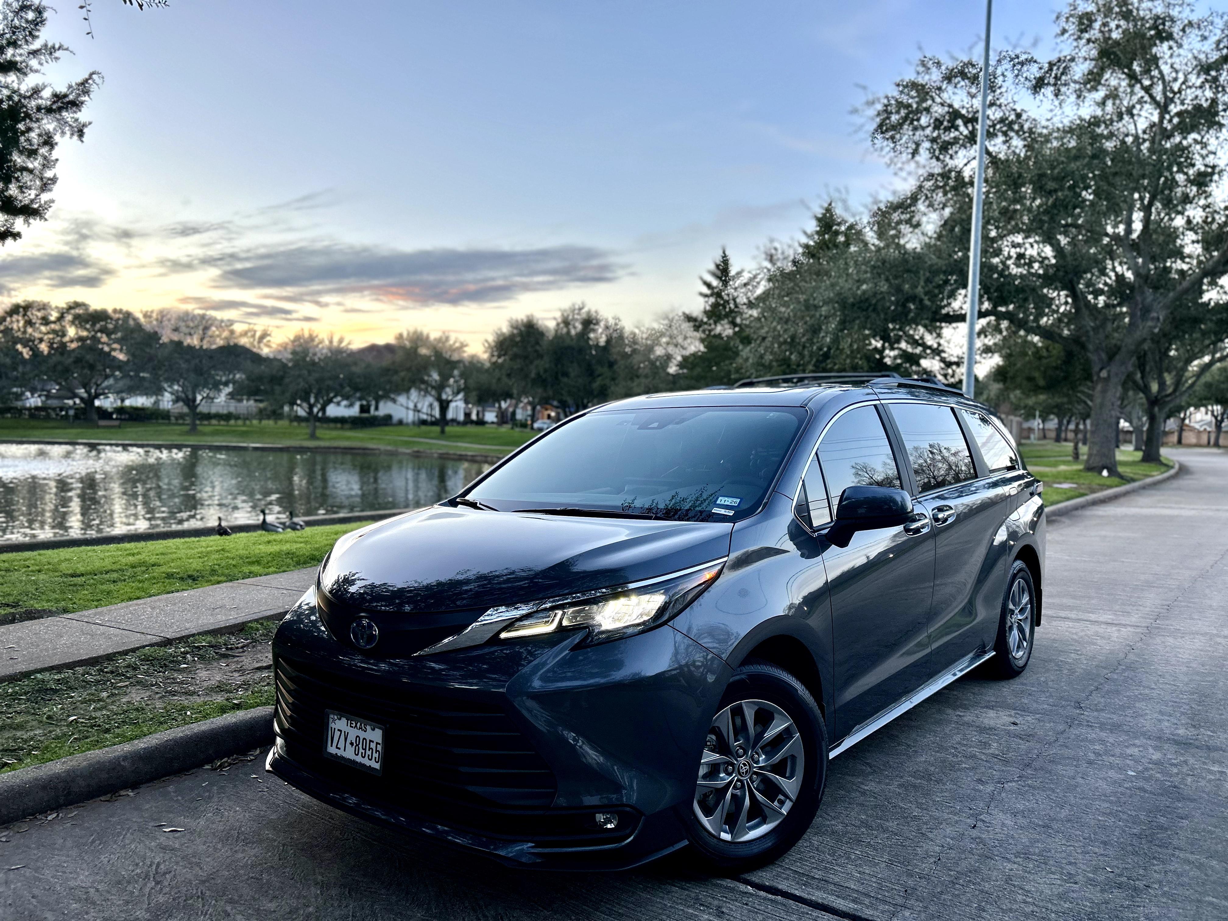 Toyota Sienna 2025 in Sugar Land, TX