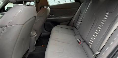 Hyundai Elantra 2024
