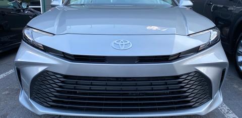 Toyota Camry Hybrid 2025