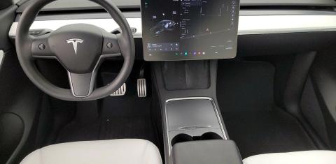 Tesla Model Y 2022