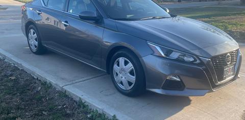 Nissan Altima 2021