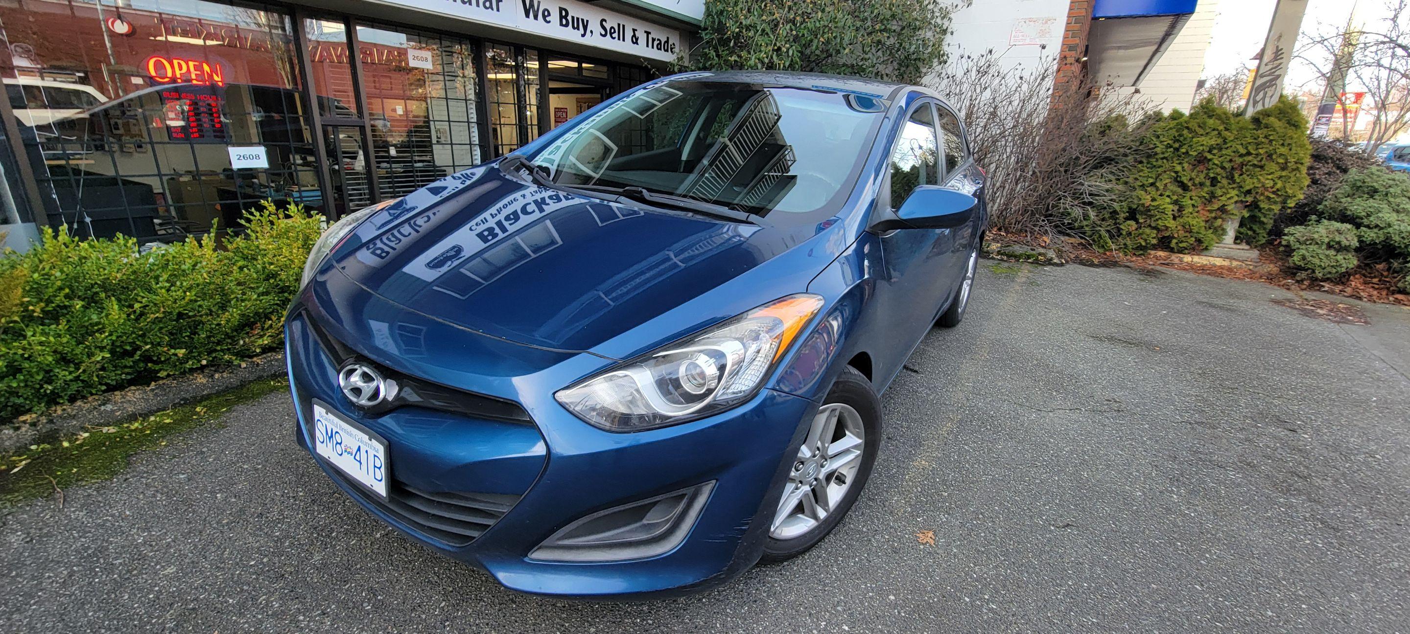 Hyundai Elantra GT 2014 à Victoria, BC