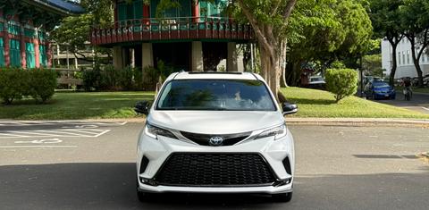 Toyota Sienna 2024