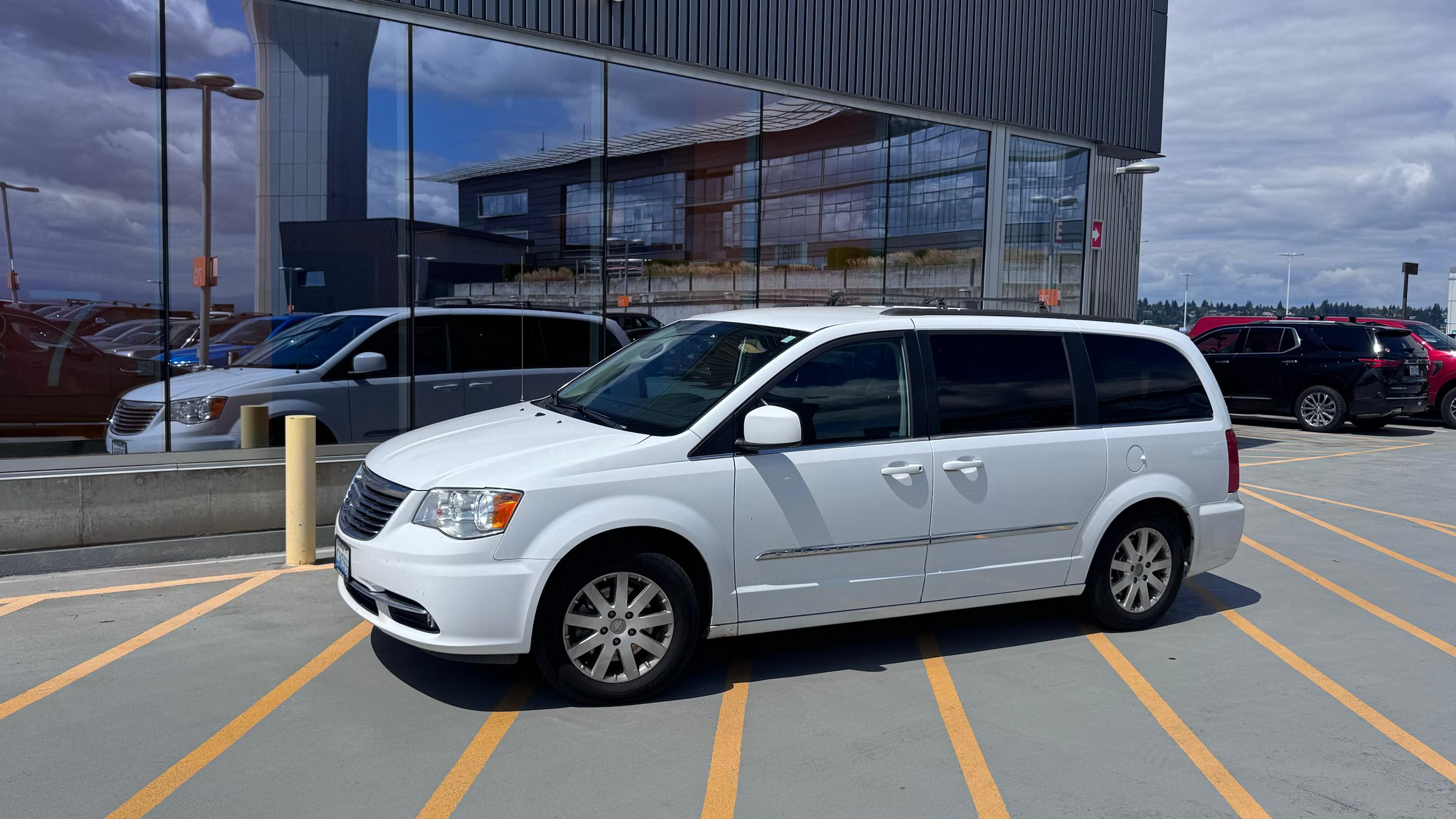 Chrysler Town & Country 2016 in Vancouver, WA