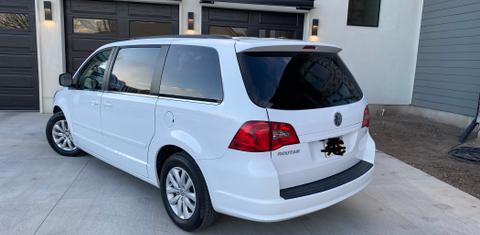 Volkswagen Routan 2014