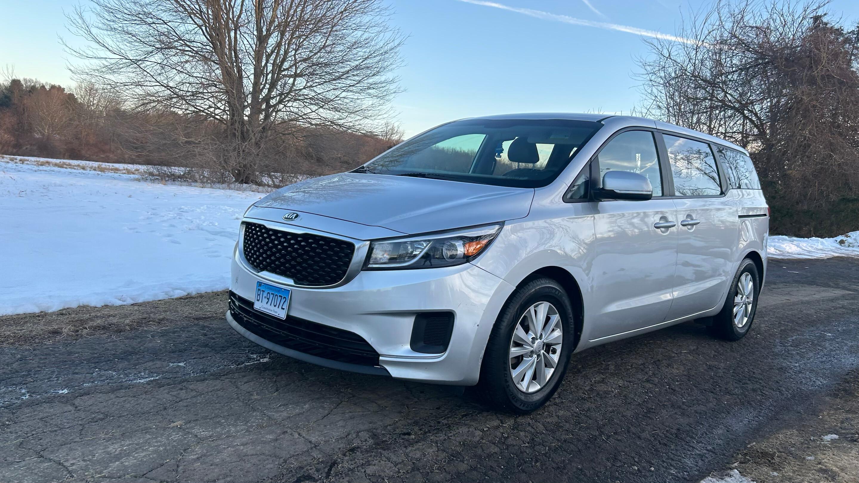 Kia Sedona 2017 in North Haven, CT