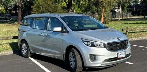 Kia CARNIVAL 2015