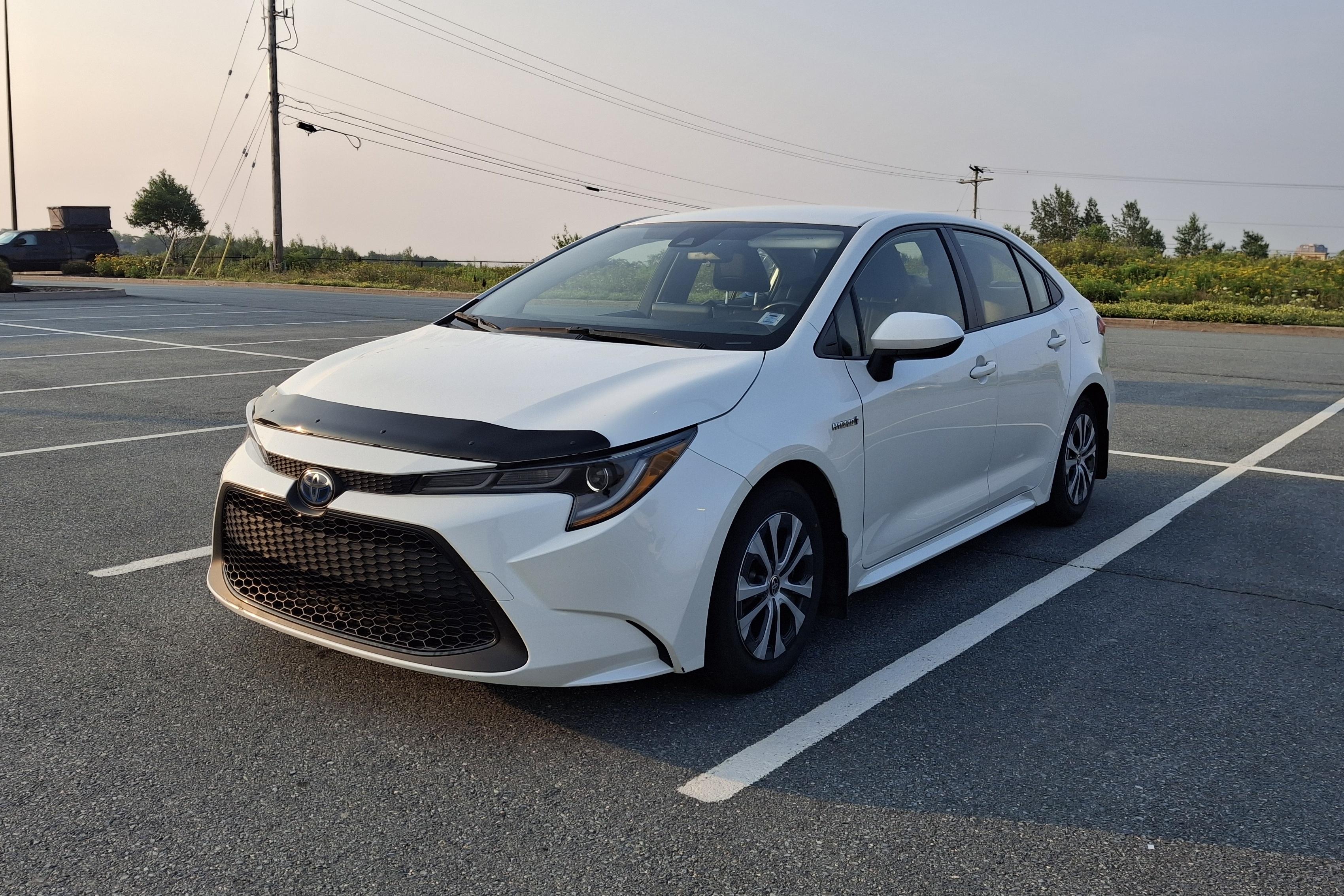 Toyota Corolla Hybrid 2020 in Hammonds Plains, NS