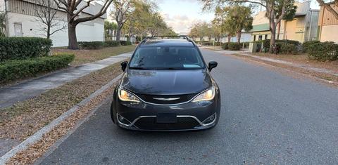 Chrysler Pacifica 2017