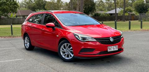 Holden ASTRA 2019