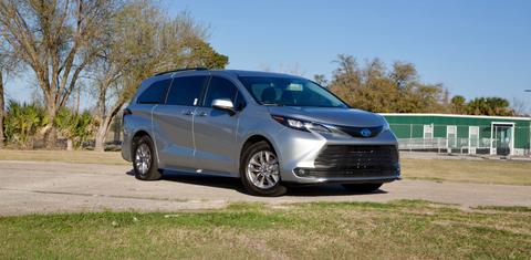 Toyota Sienna 2025
