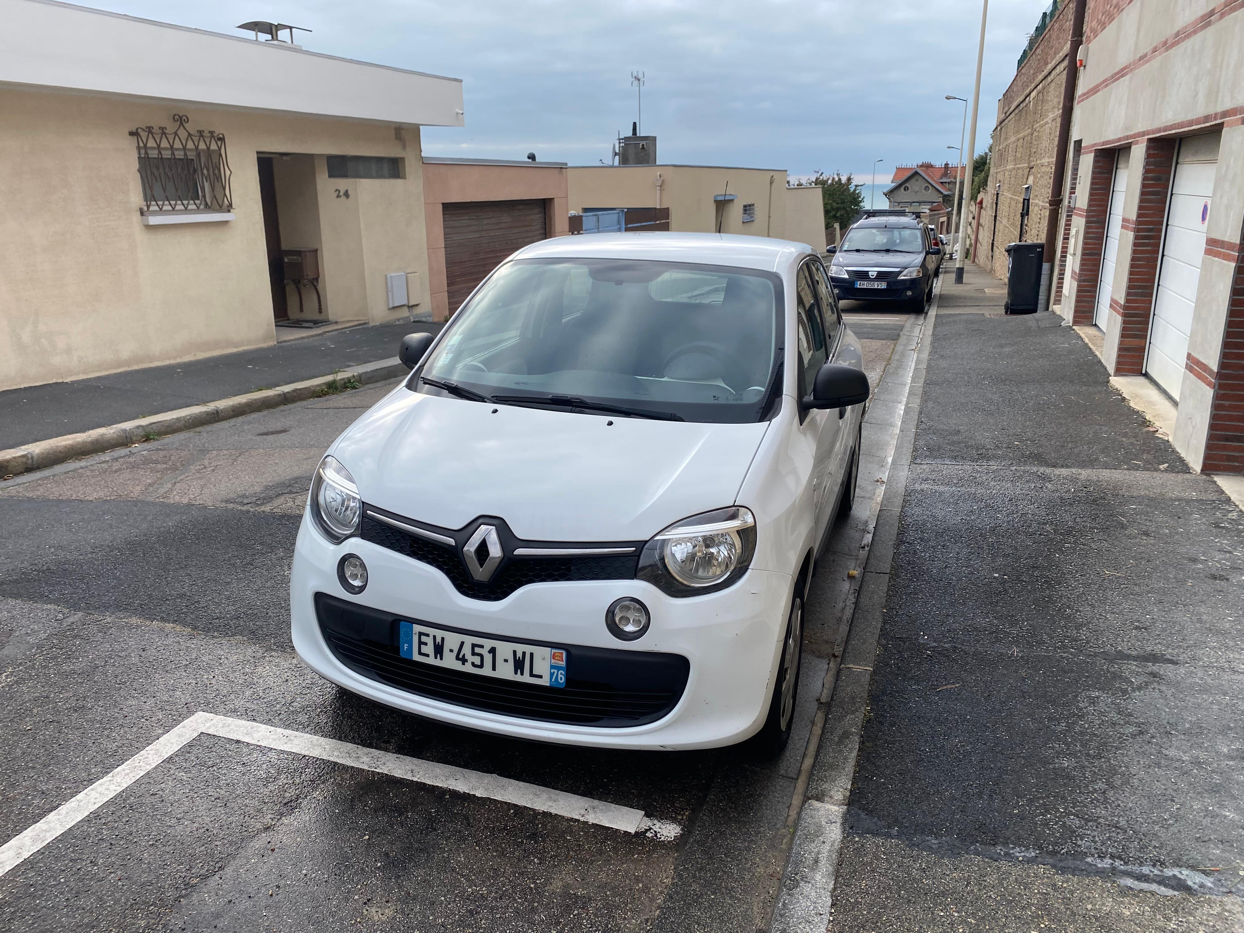 Renault TWINGO III 2018 à Le Havre