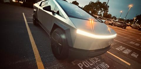 Tesla Cybertruck 2024