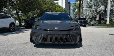 Toyota Camry Hybrid 2025