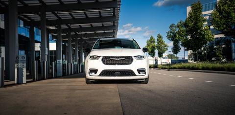 Chrysler Pacifica 2024
