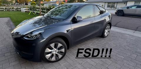 Tesla Model Y 2023