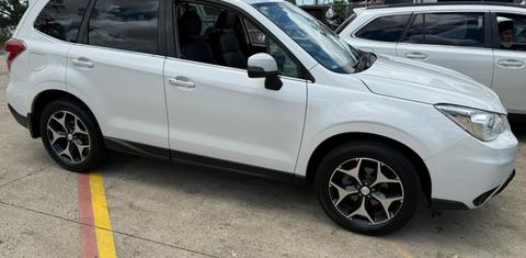 Subaru FORESTER 2015