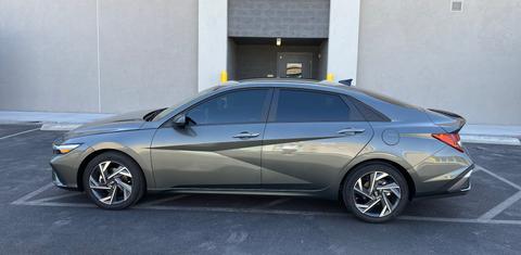 Hyundai Elantra 2025