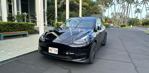 Tesla Model Y 2025