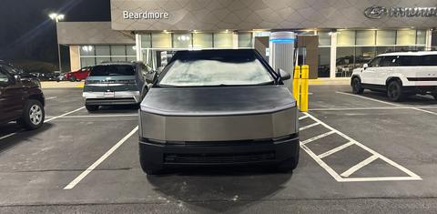 Tesla Cybertruck 2025