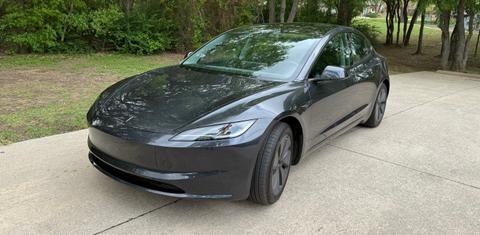Tesla Model 3 2024