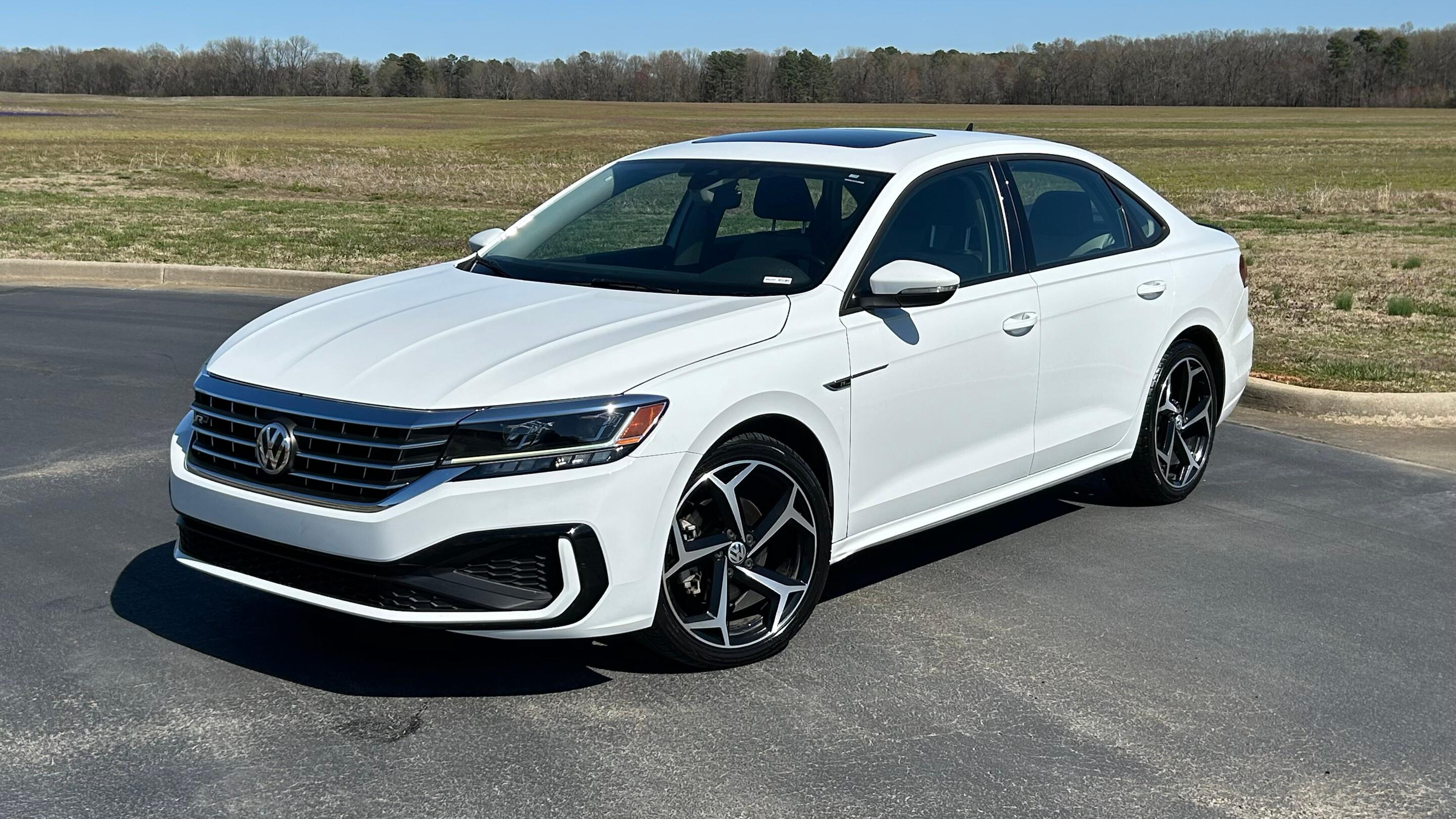 Volkswagen Passat 2020 in Athens, AL
