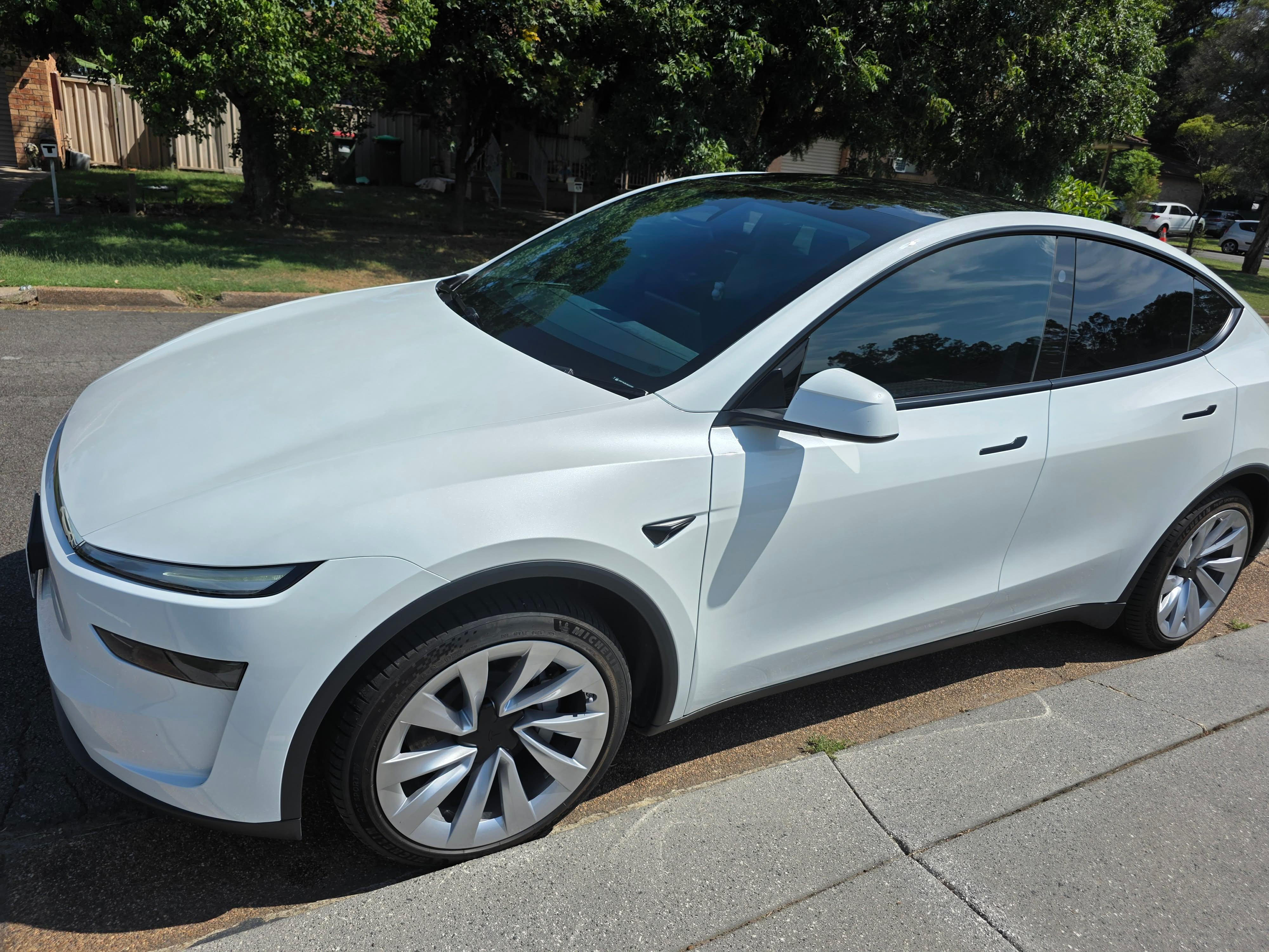 Tesla MODEL Y 2025 in Weston