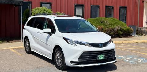 Toyota Sienna 2021